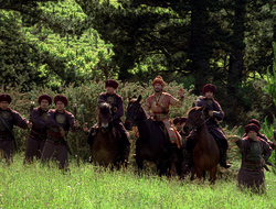 extant_XenaWarriorPrincess_2x16-ForHimtheBellTolls_02110