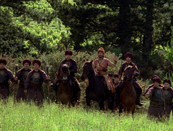 extant_XenaWarriorPrincess_2x16-ForHimtheBellTolls_02113