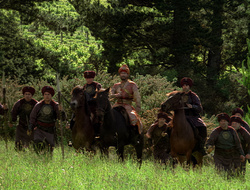 extant_XenaWarriorPrincess_2x16-ForHimtheBellTolls_02121