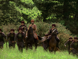 extant_XenaWarriorPrincess_2x16-ForHimtheBellTolls_02124