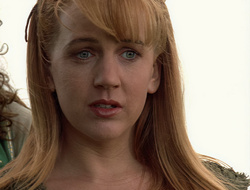 extant_XenaWarriorPrincess_2x16-ForHimtheBellTolls_02158