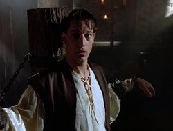 extant_XenaWarriorPrincess_2x16-ForHimtheBellTolls_02221