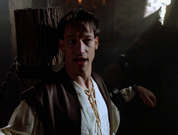 extant_XenaWarriorPrincess_2x16-ForHimtheBellTolls_02225