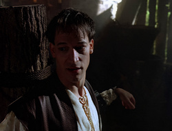 extant_XenaWarriorPrincess_2x16-ForHimtheBellTolls_02229