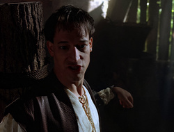 extant_XenaWarriorPrincess_2x16-ForHimtheBellTolls_02230
