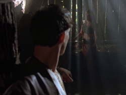 extant_XenaWarriorPrincess_2x16-ForHimtheBellTolls_02240