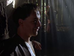 extant_XenaWarriorPrincess_2x16-ForHimtheBellTolls_02250
