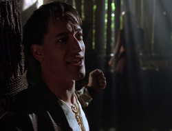 extant_XenaWarriorPrincess_2x16-ForHimtheBellTolls_02261