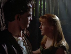 extant_XenaWarriorPrincess_2x16-ForHimtheBellTolls_02280