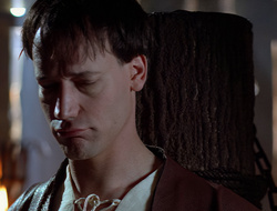extant_XenaWarriorPrincess_2x16-ForHimtheBellTolls_02282