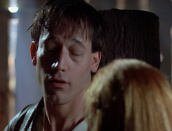 extant_XenaWarriorPrincess_2x16-ForHimtheBellTolls_02295