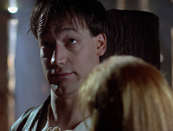 extant_XenaWarriorPrincess_2x16-ForHimtheBellTolls_02301
