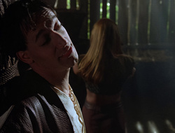 extant_XenaWarriorPrincess_2x16-ForHimtheBellTolls_02311