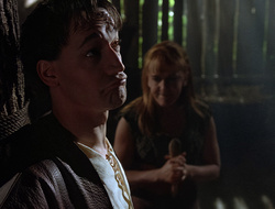 extant_XenaWarriorPrincess_2x16-ForHimtheBellTolls_02315