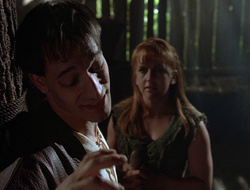 extant_XenaWarriorPrincess_2x16-ForHimtheBellTolls_02321