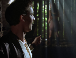 extant_XenaWarriorPrincess_2x16-ForHimtheBellTolls_02351