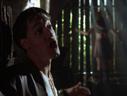 extant_XenaWarriorPrincess_2x16-ForHimtheBellTolls_02369
