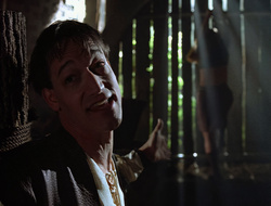 extant_XenaWarriorPrincess_2x16-ForHimtheBellTolls_02375