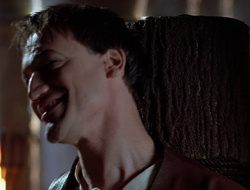 extant_XenaWarriorPrincess_2x16-ForHimtheBellTolls_02380