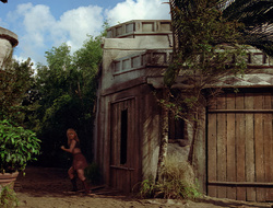 extant_XenaWarriorPrincess_2x16-ForHimtheBellTolls_02395