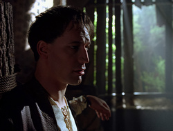 extant_XenaWarriorPrincess_2x16-ForHimtheBellTolls_02400