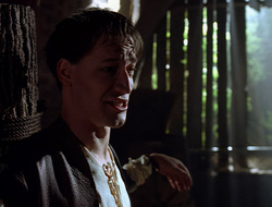 extant_XenaWarriorPrincess_2x16-ForHimtheBellTolls_02404