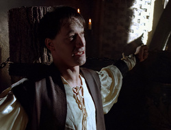 extant_XenaWarriorPrincess_2x16-ForHimtheBellTolls_02410