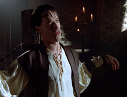 extant_XenaWarriorPrincess_2x16-ForHimtheBellTolls_02414