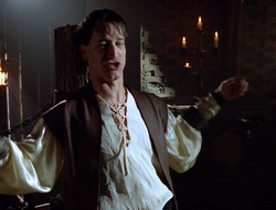 extant_XenaWarriorPrincess_2x16-ForHimtheBellTolls_02417