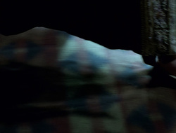 extant_XenaWarriorPrincess_2x16-ForHimtheBellTolls_02442