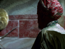extant_XenaWarriorPrincess_2x16-ForHimtheBellTolls_02458