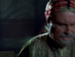 extant_XenaWarriorPrincess_2x16-ForHimtheBellTolls_02489