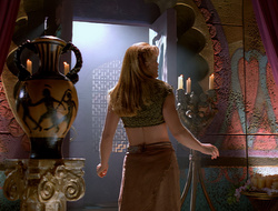 extant_XenaWarriorPrincess_2x16-ForHimtheBellTolls_02524