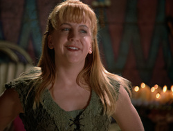 extant_XenaWarriorPrincess_2x16-ForHimtheBellTolls_02573