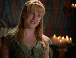 extant_XenaWarriorPrincess_2x16-ForHimtheBellTolls_02587