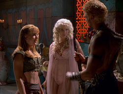 extant_XenaWarriorPrincess_2x16-ForHimtheBellTolls_02597