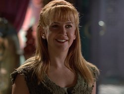 extant_XenaWarriorPrincess_2x16-ForHimtheBellTolls_02606