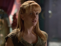extant_XenaWarriorPrincess_2x16-ForHimtheBellTolls_02624