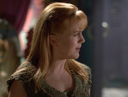 extant_XenaWarriorPrincess_2x16-ForHimtheBellTolls_02627