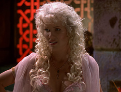 extant_XenaWarriorPrincess_2x16-ForHimtheBellTolls_02634