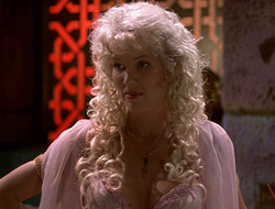 extant_XenaWarriorPrincess_2x16-ForHimtheBellTolls_02648