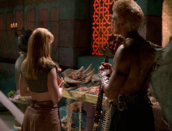 extant_XenaWarriorPrincess_2x16-ForHimtheBellTolls_02659