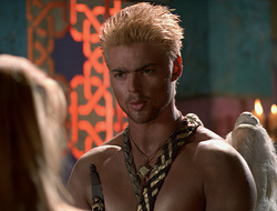 extant_XenaWarriorPrincess_2x16-ForHimtheBellTolls_02672