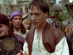 extant_XenaWarriorPrincess_2x16-ForHimtheBellTolls_02731