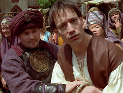 extant_XenaWarriorPrincess_2x16-ForHimtheBellTolls_02751