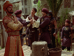 extant_XenaWarriorPrincess_2x16-ForHimtheBellTolls_02764