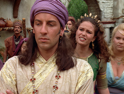 extant_XenaWarriorPrincess_2x16-ForHimtheBellTolls_02777