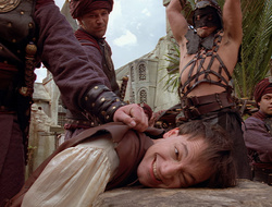 extant_XenaWarriorPrincess_2x16-ForHimtheBellTolls_02821