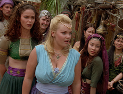 extant_XenaWarriorPrincess_2x16-ForHimtheBellTolls_02977
