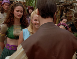 extant_XenaWarriorPrincess_2x16-ForHimtheBellTolls_02979